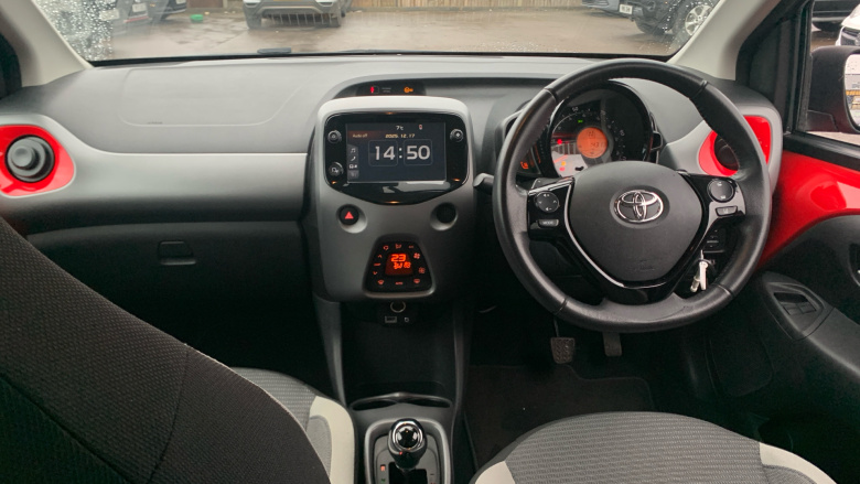 Toyota Aygo 1.0 VVT-i X-Trend TSS 5dr x-shift Petrol Hatchback